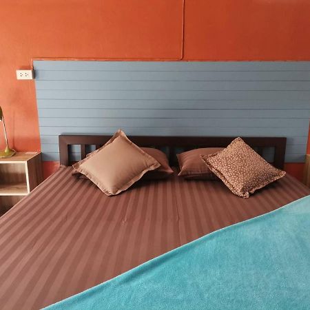 Milano Home Guesthouse Прачуап Кири Кан Екстериор снимка