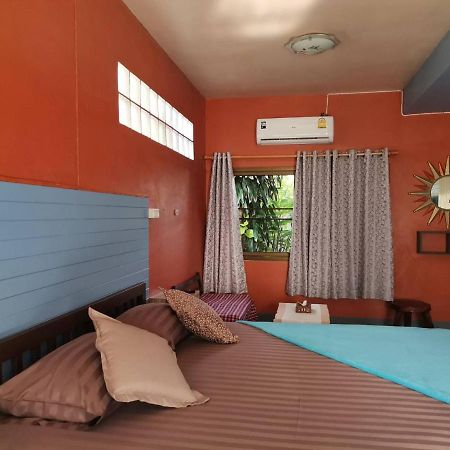 Milano Home Guesthouse Прачуап Кири Кан Екстериор снимка