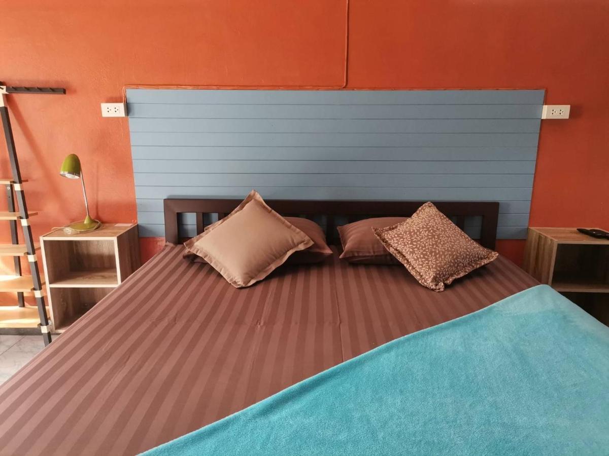 Milano Home Guesthouse Прачуап Кири Кан Екстериор снимка